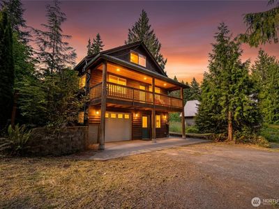 11062 Whistler Lane, Glacier, WA, 98244