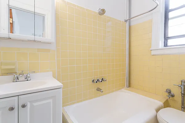 Rented by Compass | media 14