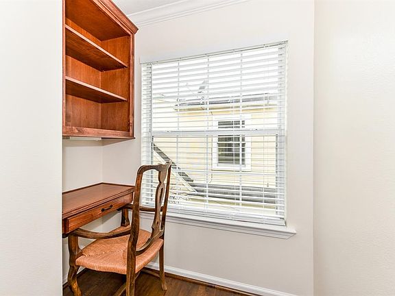 5th image of 6727 Wildwood Way