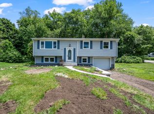 148 Norwich Salem Tpke, Oakdale, CT 06370
