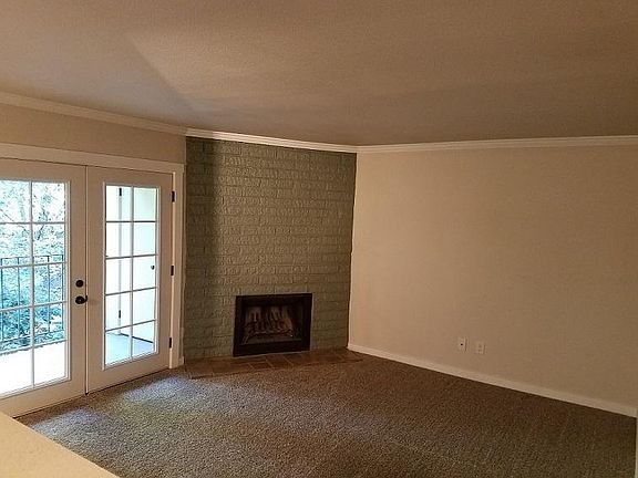 3rd image of 14014 Juanita Dr NE APT B2
