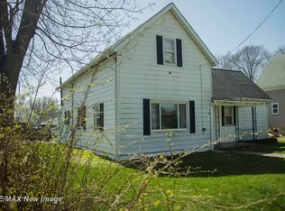 1103 Ryan St, Owosso, MI 48867