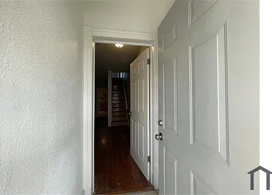 102 E Ashmead St — Photo 21