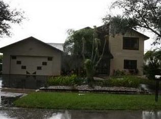 6810 NW 47th Pl, Fort Lauderdale, FL 33319