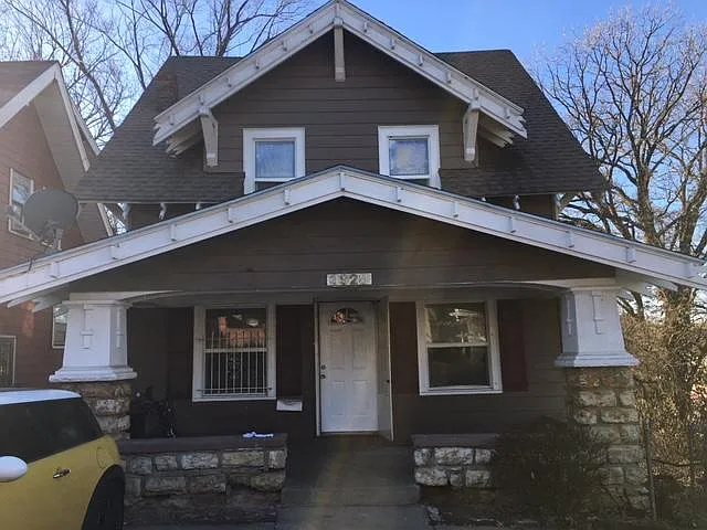 3 bed, 1.5 bath, $1,175 — Photo 2