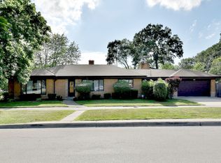 2000 N 76th Ct, Elmwood Park, IL 60707