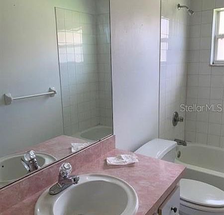 4th image of 33 Flemingwood Ln