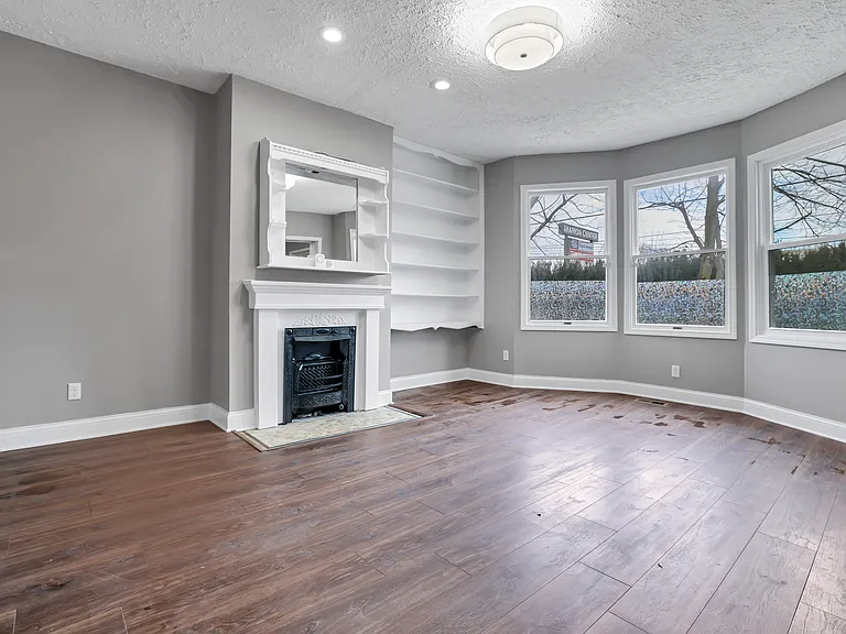 2089 Lockbourne Rd — Photo 4