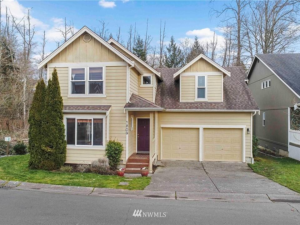 1st image of 1809 81st Ave NE