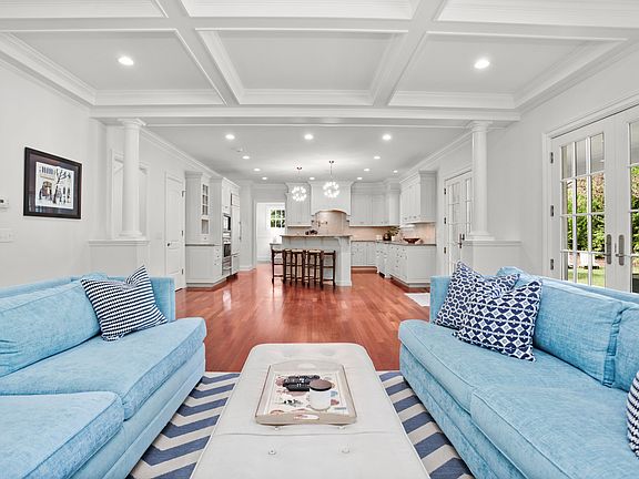 21 Walsh Ln Greenwich CT 06830-print-010-009-007-4200x2800-300dpi - Copy.jpg