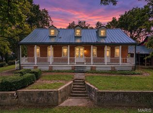 205 E 8th St, Hermann, MO 65041