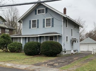 96 Birch St, Rensselaer, NY 12144