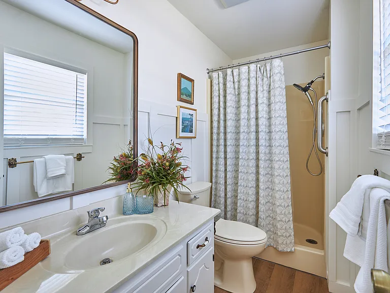 220 Swinging Bridge Dr — Photo 3