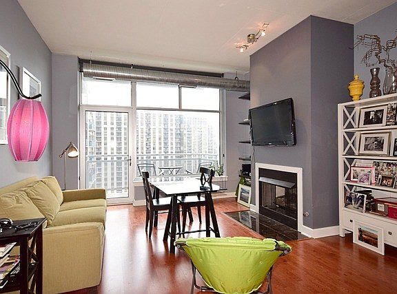 5th image of 1305 S Michigan Ave APT 1211