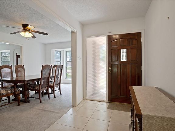 5th image of 2219 Cobble Creek Dr