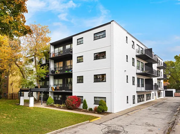 877 Kennedy Rd #407, Toronto, ON M1K 2E9