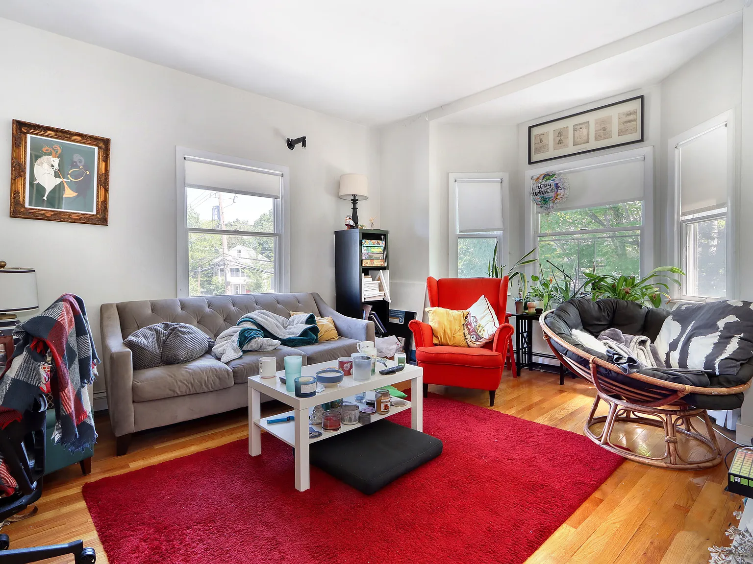 3 bed, 1.0 bath, 1400 sqft, $3,795 — Photo 1