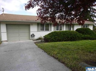940 E Belfield Ave, Sequim, WA