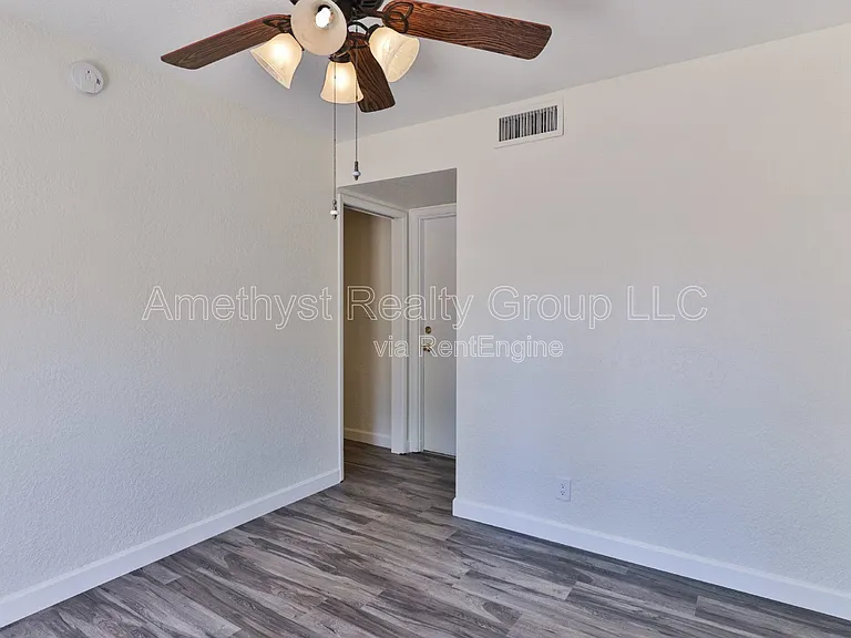 4419 W Shaw Butte Dr — Photo 13