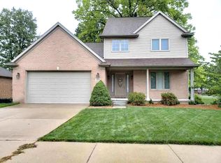 22020 Tiara Ln, Taylor, MI 48180