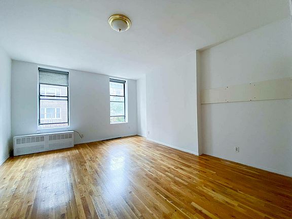 2nd image of 164 E 90th St #4FS