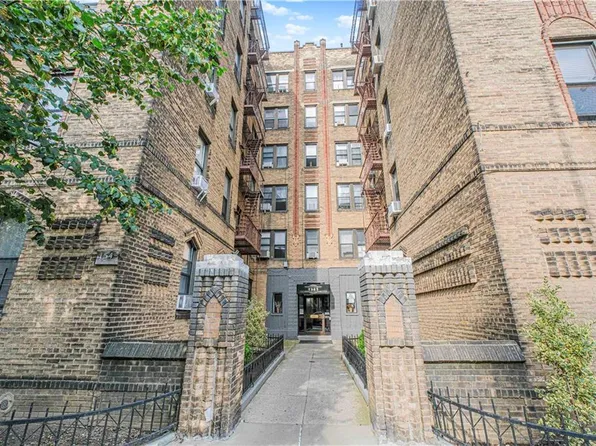 1543 W 1st St APT D1, Brooklyn, NY 11204