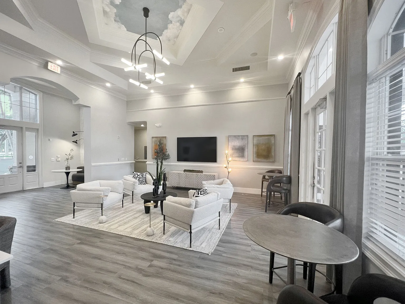Vista Lago — Photo 2