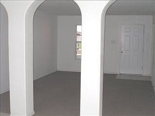 4th image of 411 Chile Pequin Dr