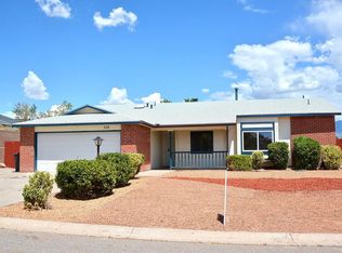 532 Christine Dr NE, Rio Rancho, NM 87124