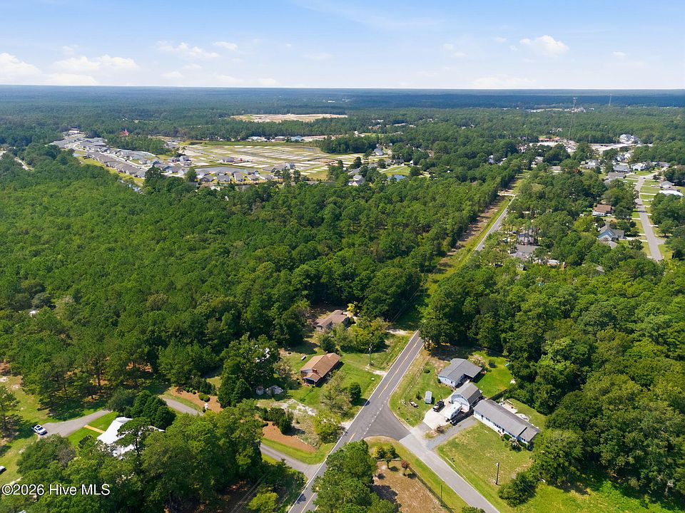 1st image of 871 Village Point Road SW