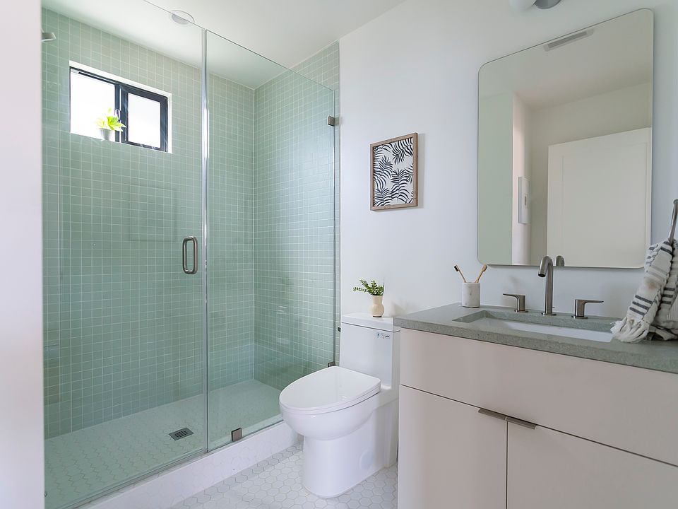 1st image of 466 W Washington Blvd #470B