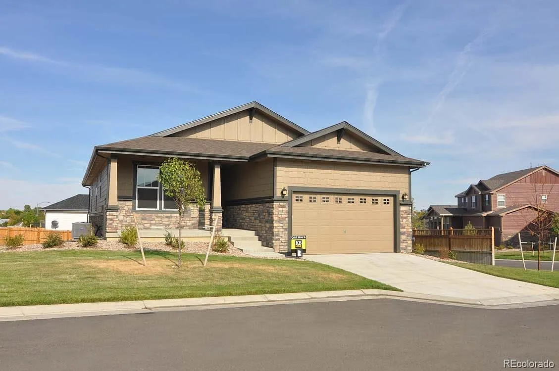 3 bed, 1818 sqft, $3,150 — Photo 2