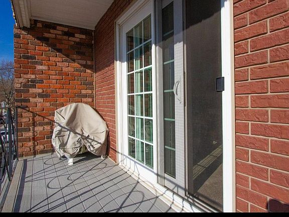 2nd image of 2069 Royce St Floor 2