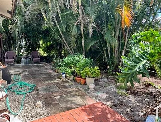 1196 NW 16th Ave — Photo 6