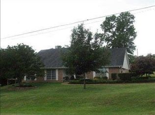1007 N Whatley Rd, White Oak, TX 75693