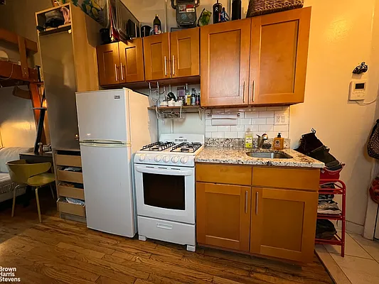 Rented by Brown Harris Stevens | media 10