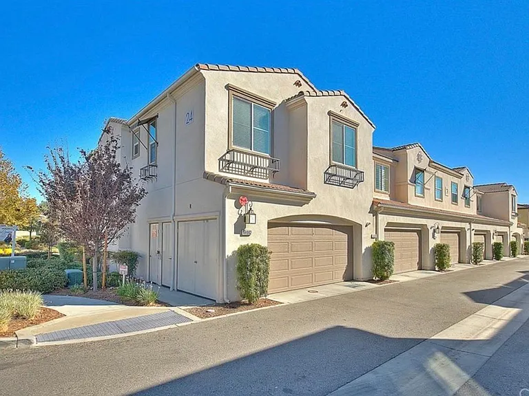 44082 Calle Luz — Photo 9