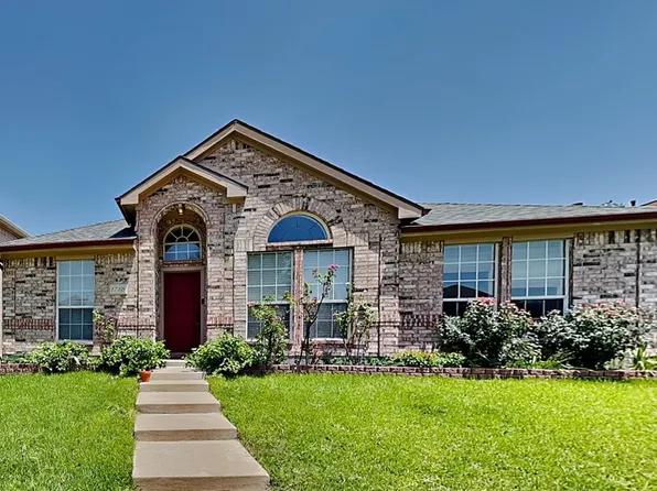 1716 Alpine Dr, Carrollton, TX 75007