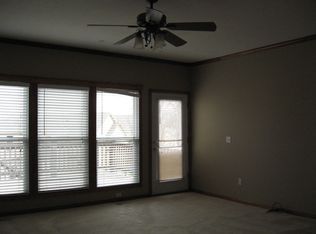 12147 S Valley Rd, Olathe, KS 66061