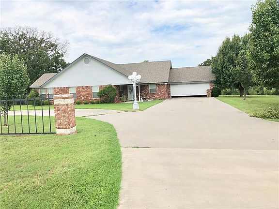 3rd image of 22 County Road 3646