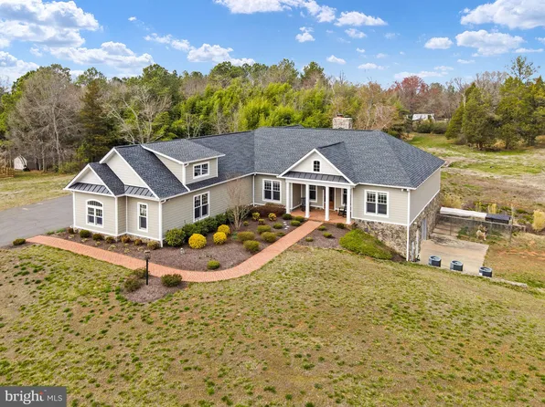 10116 Oxford Ct, Nokesville, VA 20181