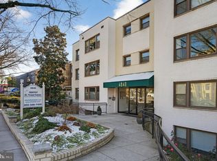 4840 Macarthur Blvd NW #408, Washington, DC 20007