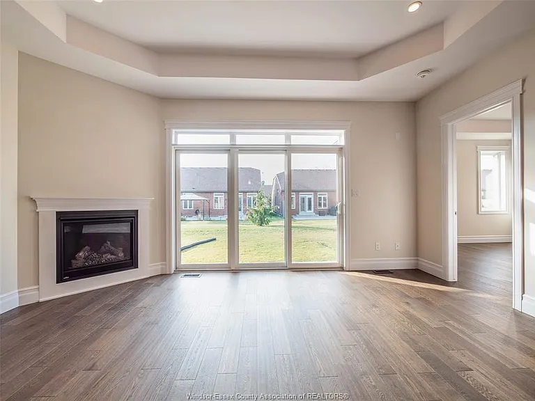1397 Cypress Ave — Photo 9