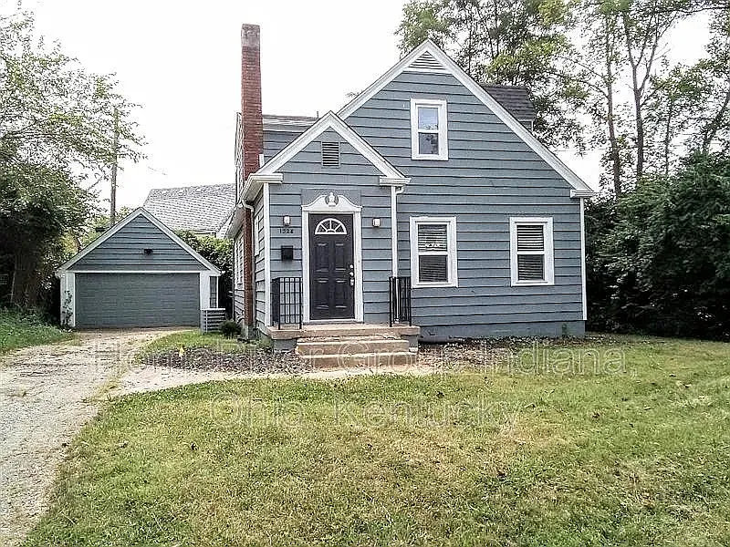 1328 Wakefield Ave