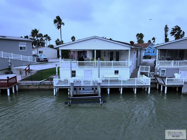 808 E Oyster Dr, Port Isabel, TX 78578