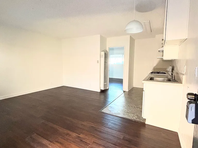 265 Lucas Ave #5 — Photo 6