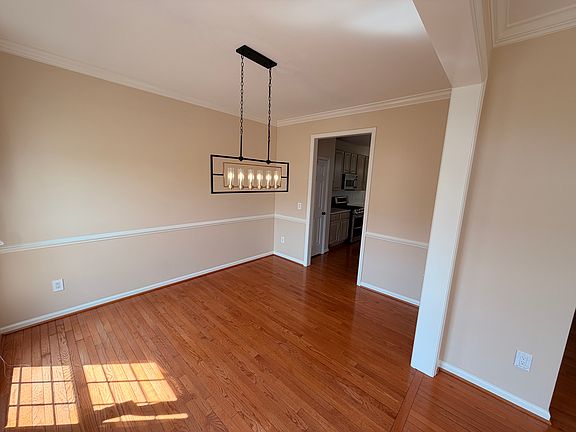 4th image of 17068 Loftridge Ln