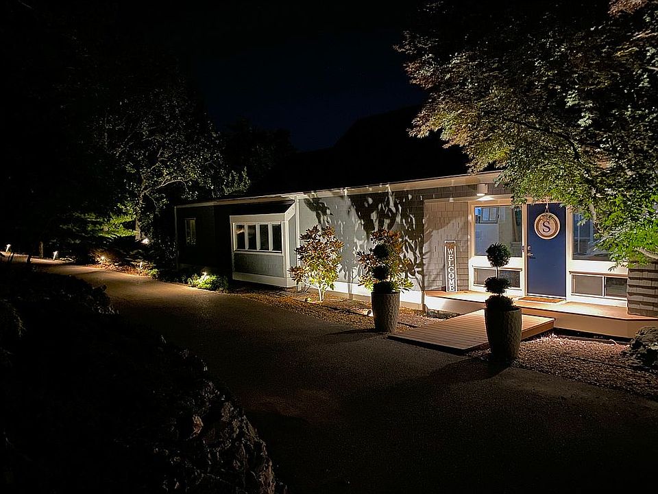 2nd image of 36 Rockwood Forest Rdg