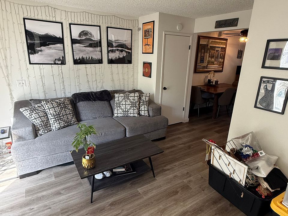 1st image of 3750 El Camino Real