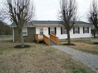 425 Holmes Gap Rd, Watertown, TN 37184